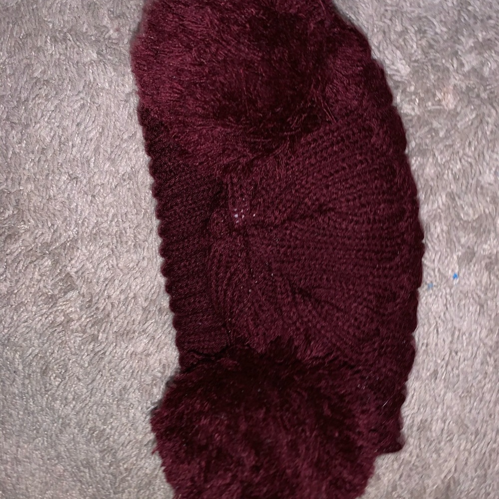 Winter hat - Picture 3 of 3